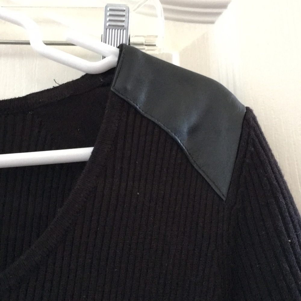 FINAL MARKDOWN LADIES’ Calvin Klein KNIT Dress (M) - Picture 3 of 5